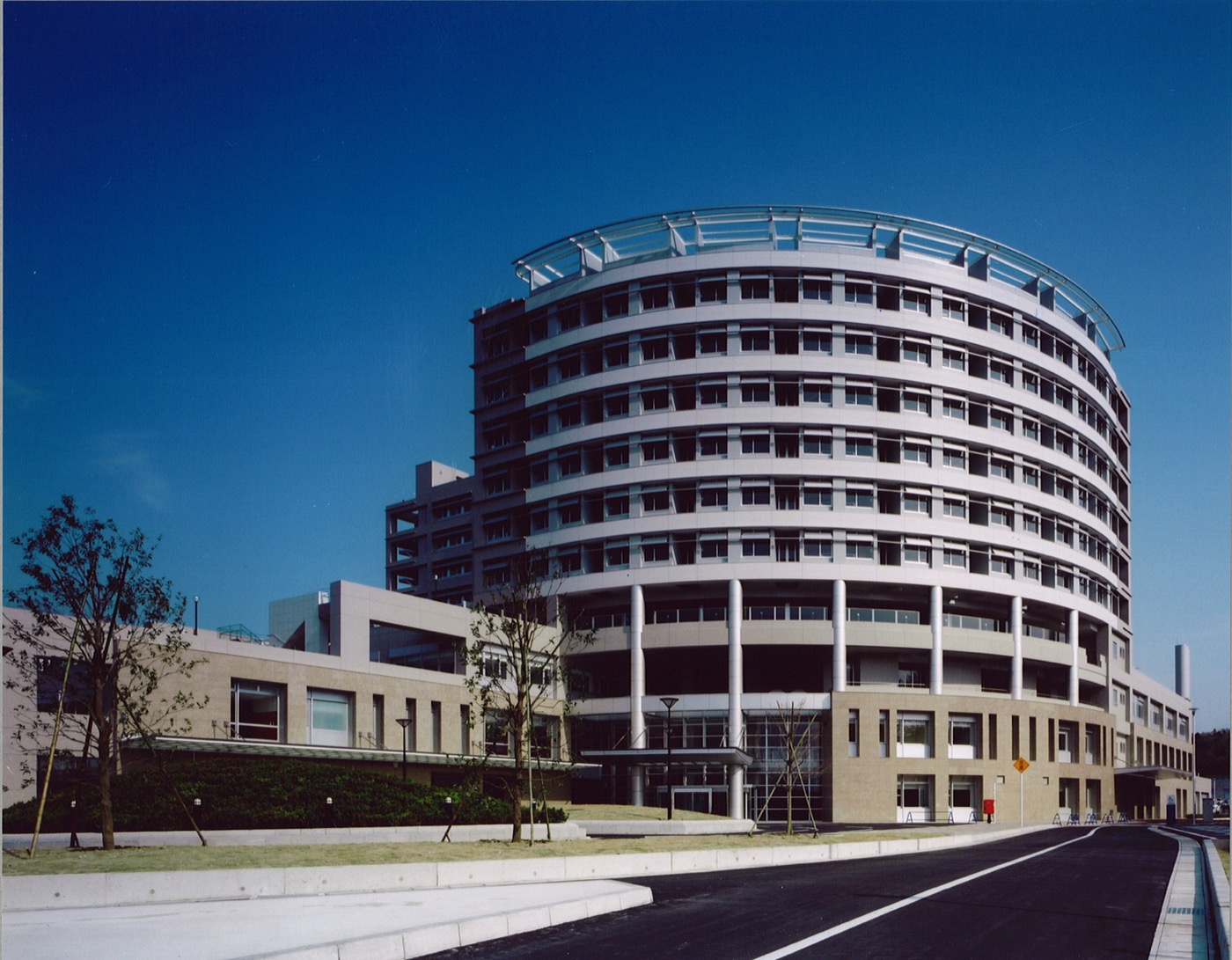 Kimitsu Central Hospital | Tange Associates